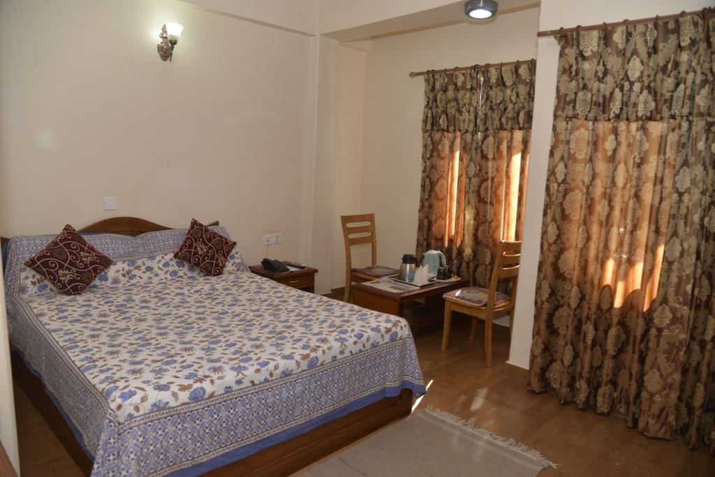 Hotel Asia Покхара Екстер'єр фото
